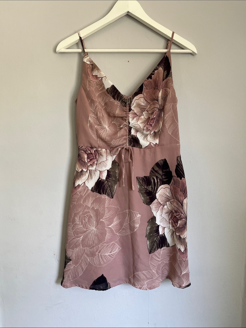 Cute mini spaghetti strap floral dress